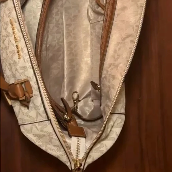 New Michael Kors Large Tote Bag Logo